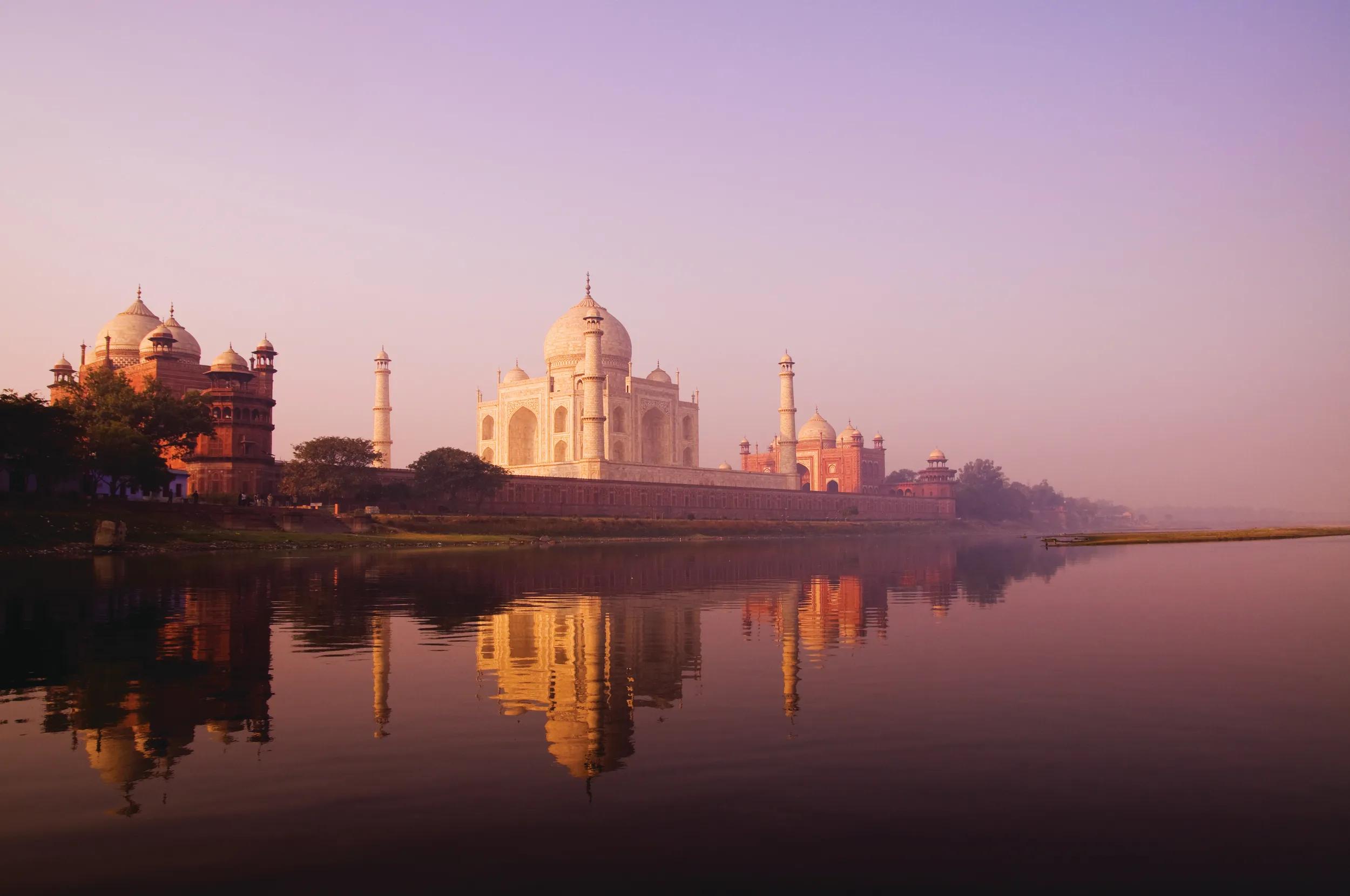 Golden Triangle, Kolkata and Lower Ganges Cruise